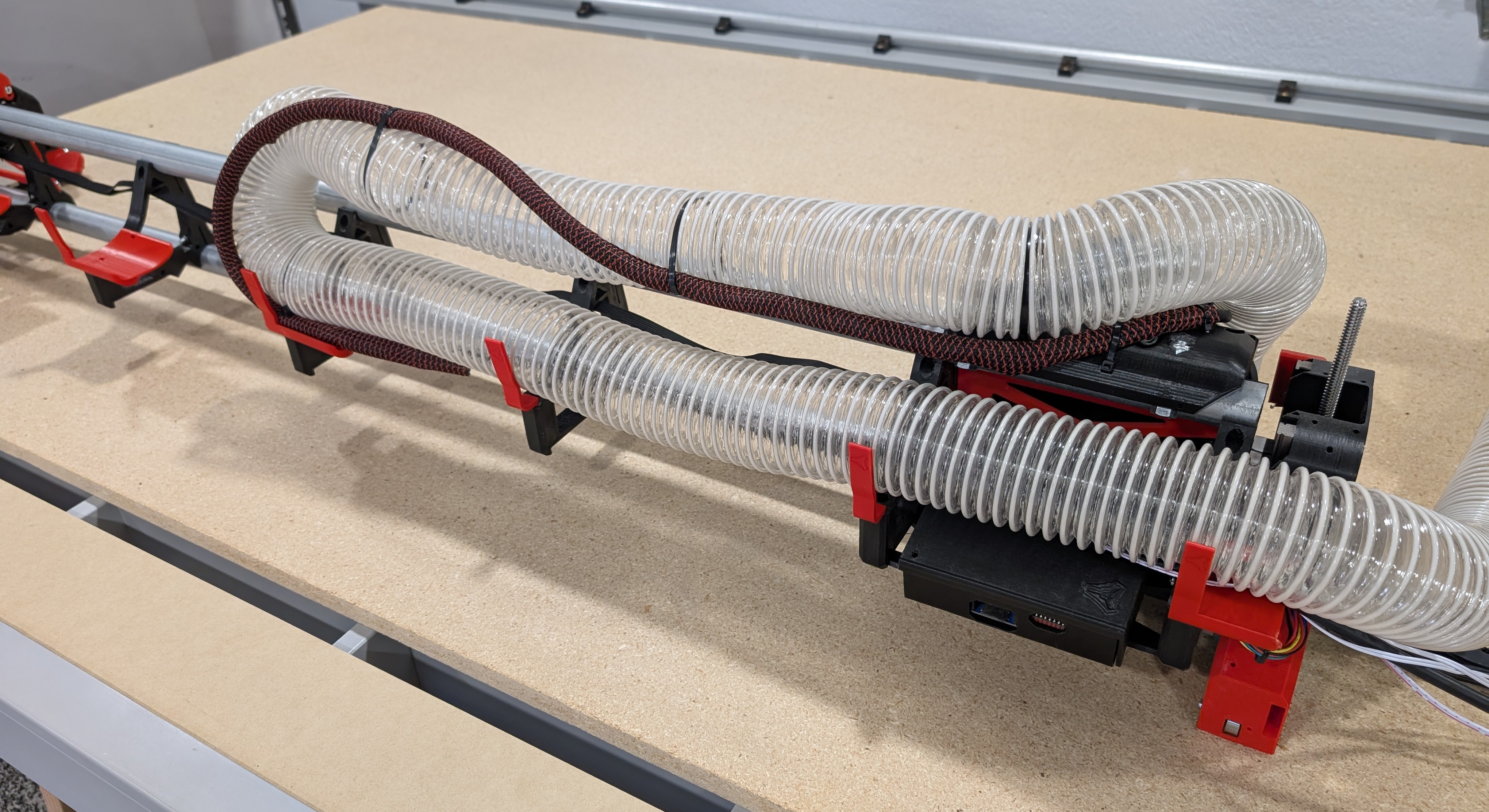 !LR4 Wire Routing