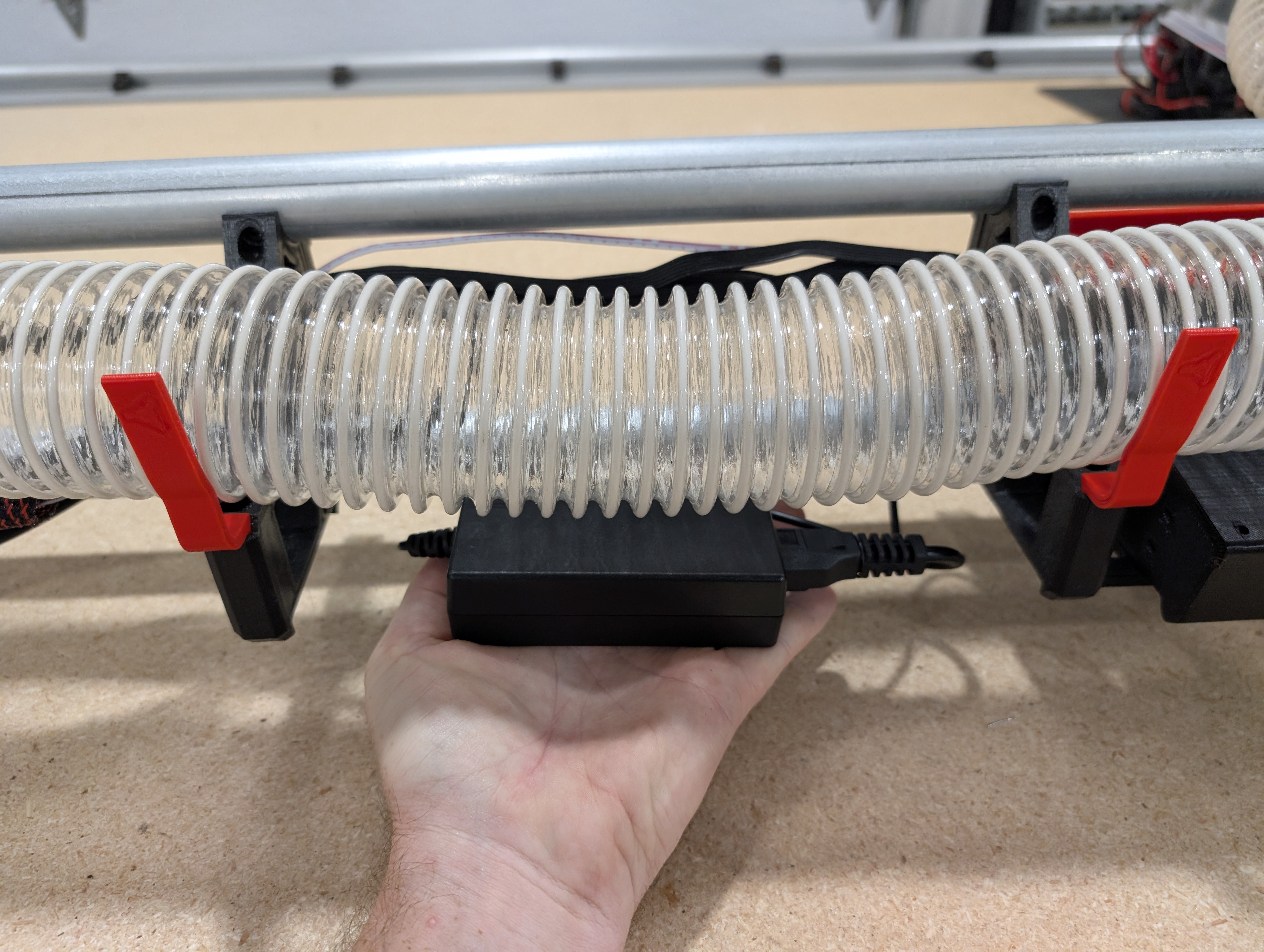 !LR4 Wire Routing