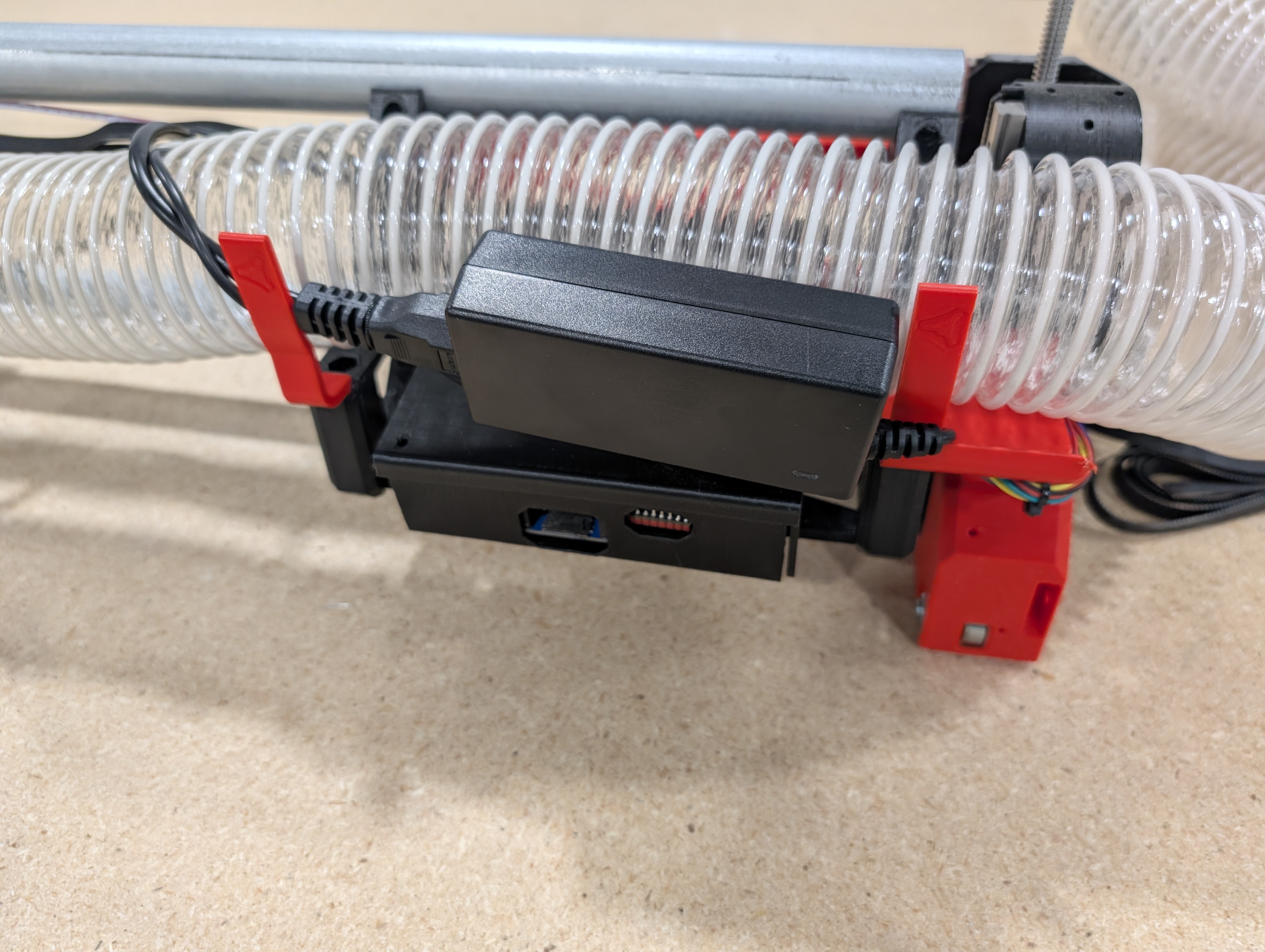 !LR4 Wire Routing